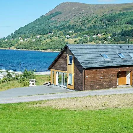 8 Person In Aram Casa vacanze